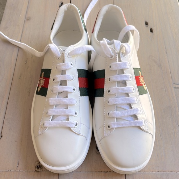 Gucci Ace Low Top Sneaker with Bee Size 36.5 or US 6.5 - Picture 8 of 16